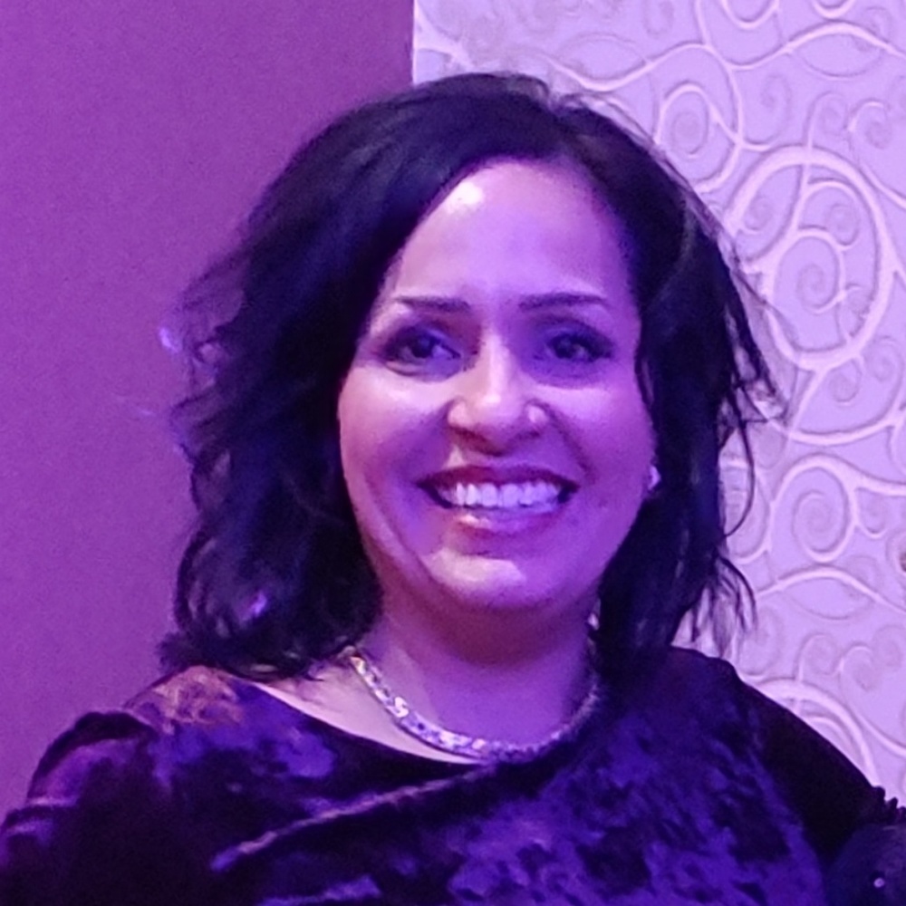 Meet your Posher, Debbie